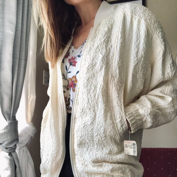 VINTAGE Saks Fifth Avenue Silk Jacket NWT!! - Picture 1 of 8